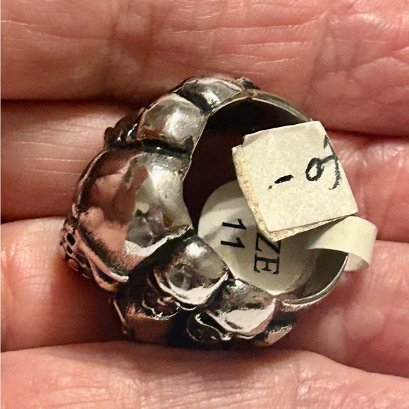 Men's or Ladies Multi Skull Ring Stainless Steel Sz 8 - Picture 2 of 6